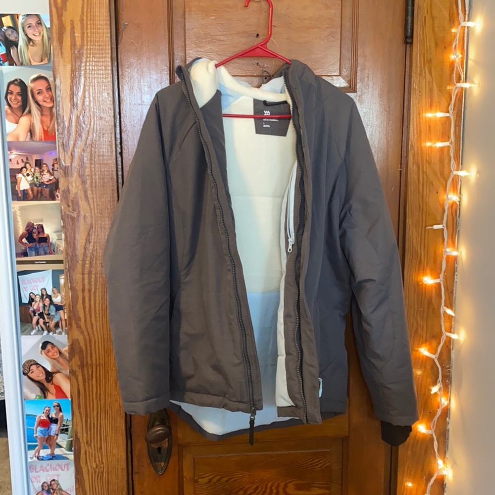 Ski jacket